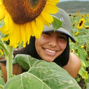 Meet your Posher, Daniela